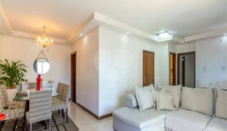Apartamento à venda com 3 suítes em Vila Regente Feijó, São Paulo, SP