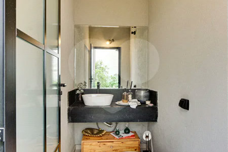 Casa de Vila à venda com 5 quartos, sendo 3 suítes, em Jardim Hípico, São Paulo, SP