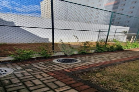 Apto com varanda gourmet no Belém Brás