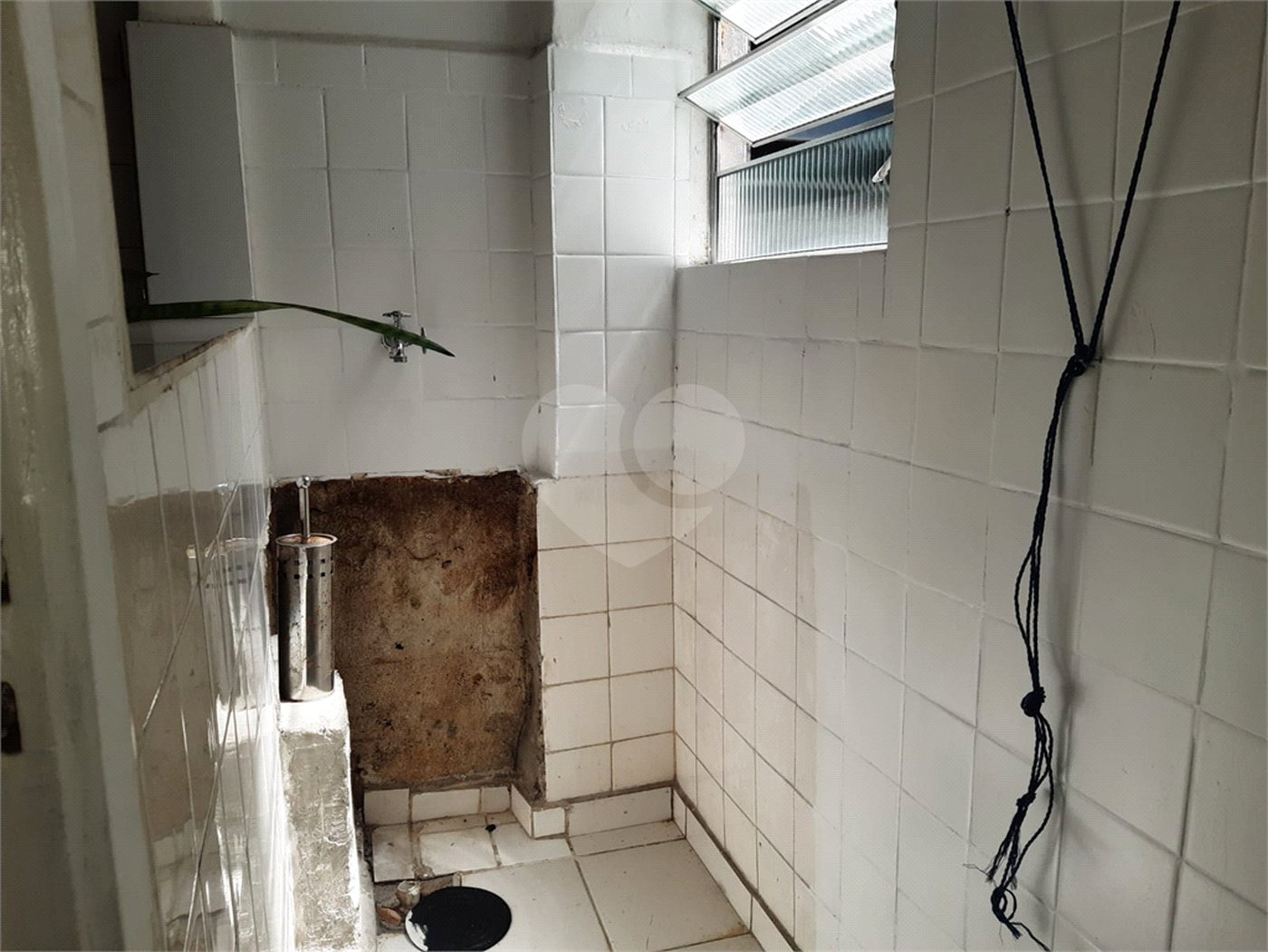 Apartamento de 87m² localizado na avenida principal do bairro de Santana, uma das regiões mais valorizadas da Zona Norte!