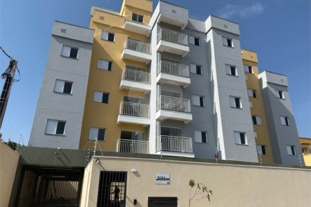 Casa á venda no Bairro Cidade Jardim
