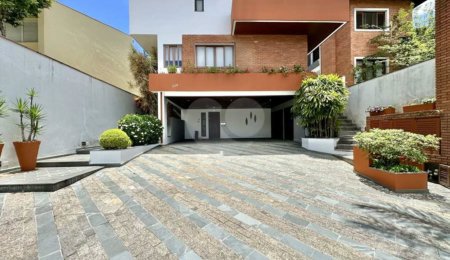 Casa à venda com 4 quartos, sendo 2 suítes,  no condomínio São Paulo II, Cotia - SP