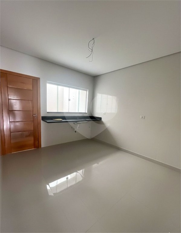 Sobrado 3 dorms sendo 1 suite, 2 vagas e 120m²