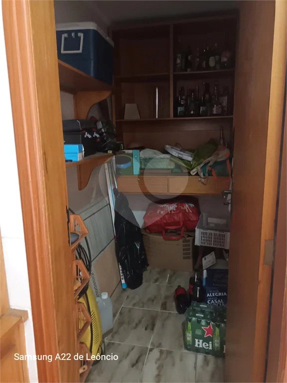 SOBRADO AMPLO COM 4 DORMITORIOS VISÃO PARA SERRA