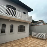 Sobrado à venda com 3 quartos, sendo 1 suíte,  em Jardim D'abril, Osasco, SP