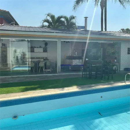 Sobrado à venda com 4 quartos, sendo 2 suítes,  em Lapa, São Paulo, SP