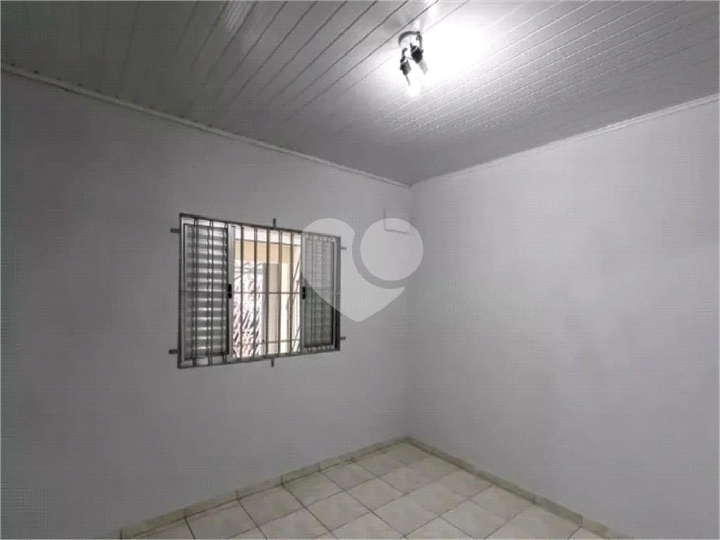 Casa à venda com 4 quartos, sendo 2 suítes, em Jardim Coimbra, São Paulo, SP