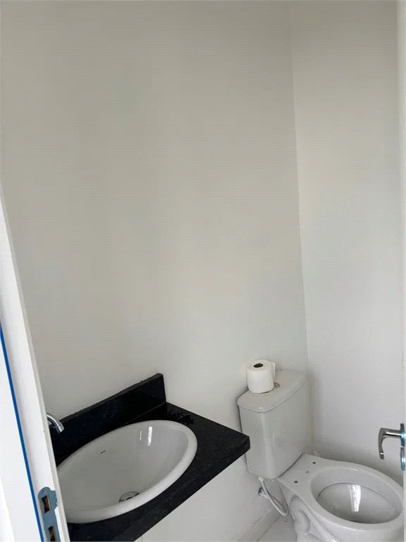 Casa à venda com 2 quartos no condomínio Sindona Parque 1, Cotia - SP