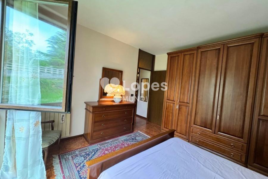 Casa multifamiliar à venda em Verona, Itália – 3 unidades e 12.000 m²