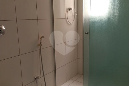 Apartamento à venda com 3 quartos, sendo 1 suíte,  em Pinheiros, São Paulo, SP