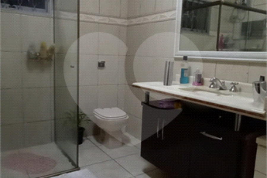 Sobrado à venda com 4 quartos em Horto Florestal, São Paulo, SP