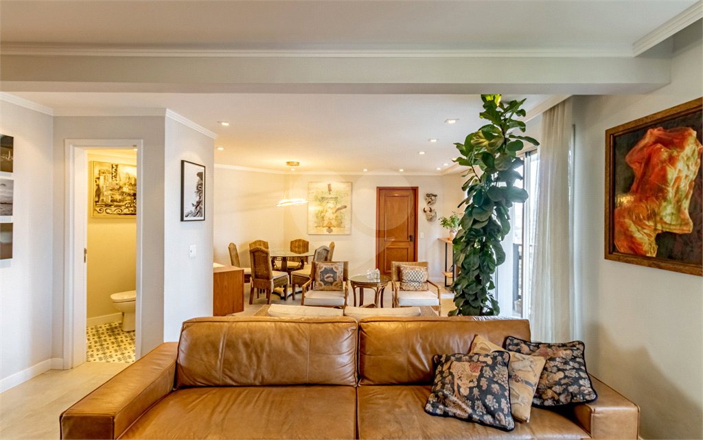 Apartamento à venda com 4 quartos, sendo 2 suítes, em Perdizes, São Paulo, SP