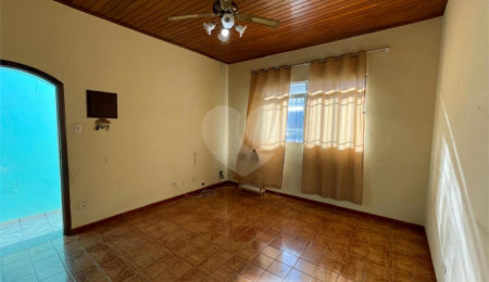 Casa Térrea à venda com 2 quartos, sendo 1 suíte, em Quarta Parada, São Paulo, SP
