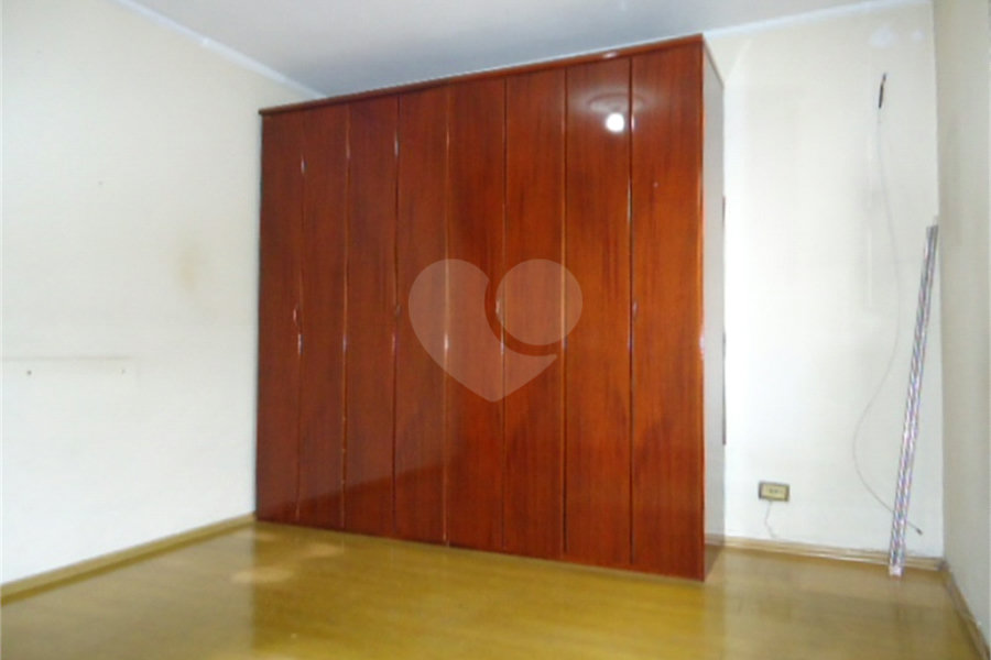 Sobrado à venda com 3 quartos em Jardim Peri, São Paulo, SP