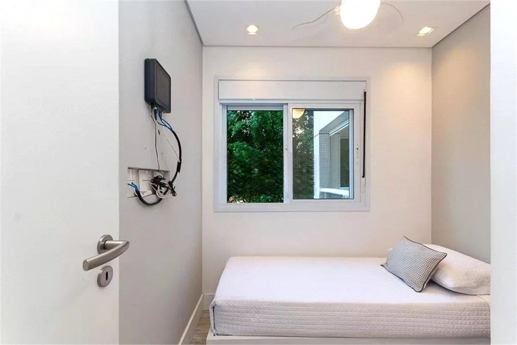Apartamento à venda com 3 quartos, sendo 2 suítes, em Água Branca, São Paulo, SP