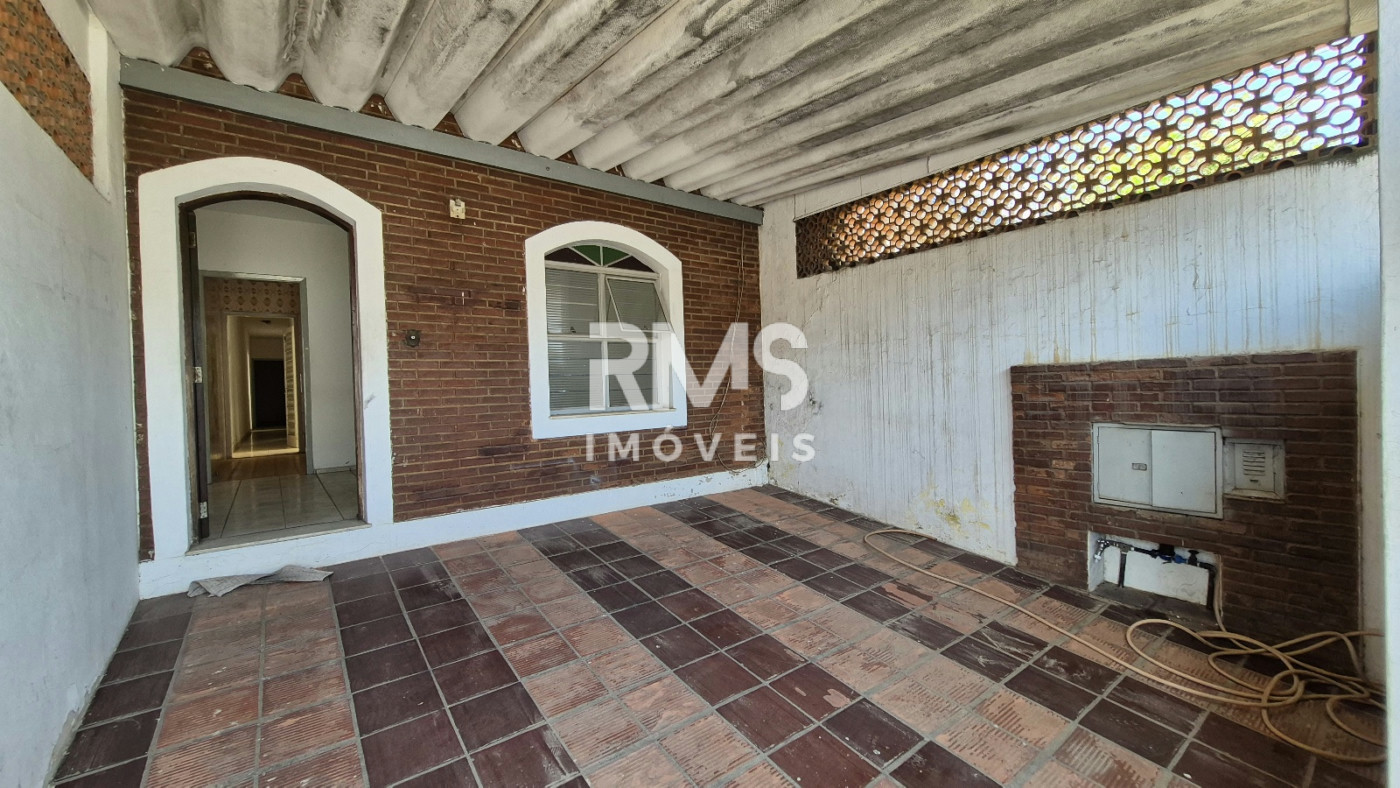 Casa à venda ou para alugar com 3 quartos, sendo 1 suíte,  em Jardim do Estádio, Itu, SP