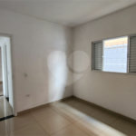 Casa à venda com 2 quartos, sendo 1 suíte, em Residencial Vila Martins, Salto, SP