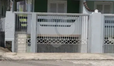 Casa à venda com 3 quartos, sendo 1 suíte,  em Jardim das Indústrias, São José dos Campos, SP