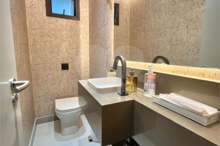 Apartamento à venda com 3 quartos, sendo 1 suíte, em Parque São Domingos, São Paulo, SP
