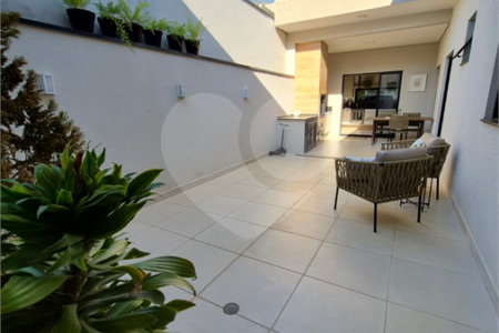 Casa à venda com 3 quartos, sendo 1 suíte,  no condomínio Mantova, Indaiatuba - SP