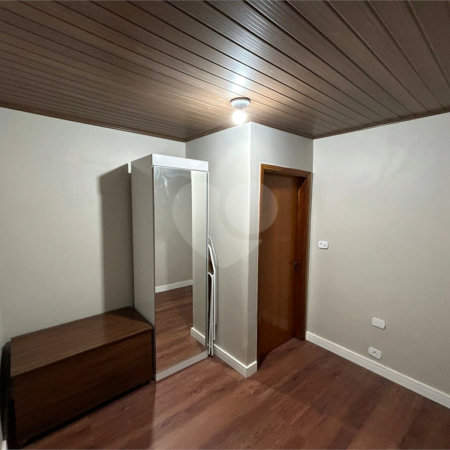Casa à venda com 4 quartos, sendo 1 suíte, no Centro, Cravinhos, SP