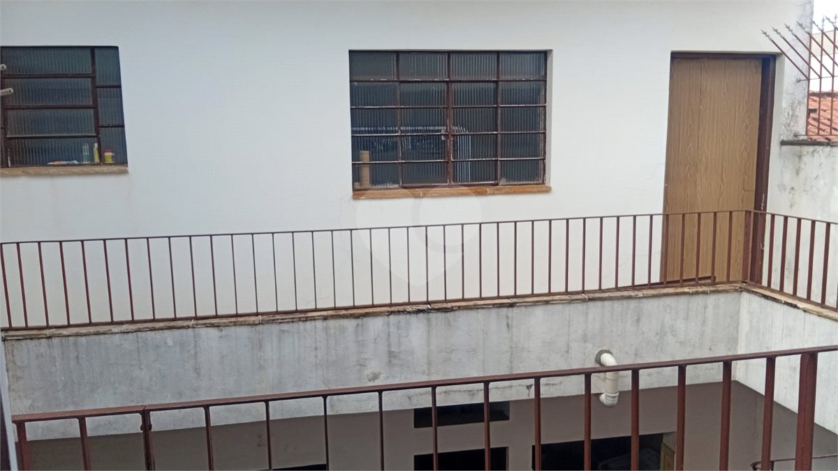 Casa à venda ou para alugar com 7 quartos, sendo 1 suíte,  em Vila Mogilar, Mogi das Cruzes, SP