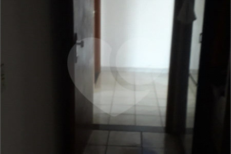 Sobrado à venda com 5 quartos, sendo 3 suítes, em Jardim dos Pinheiros, Atibaia, SP