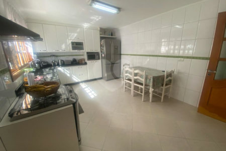 Sobrado à venda com 3 quartos, sendo 1 suíte, em Jardim São Paulo(zona Norte), São Paulo, SP