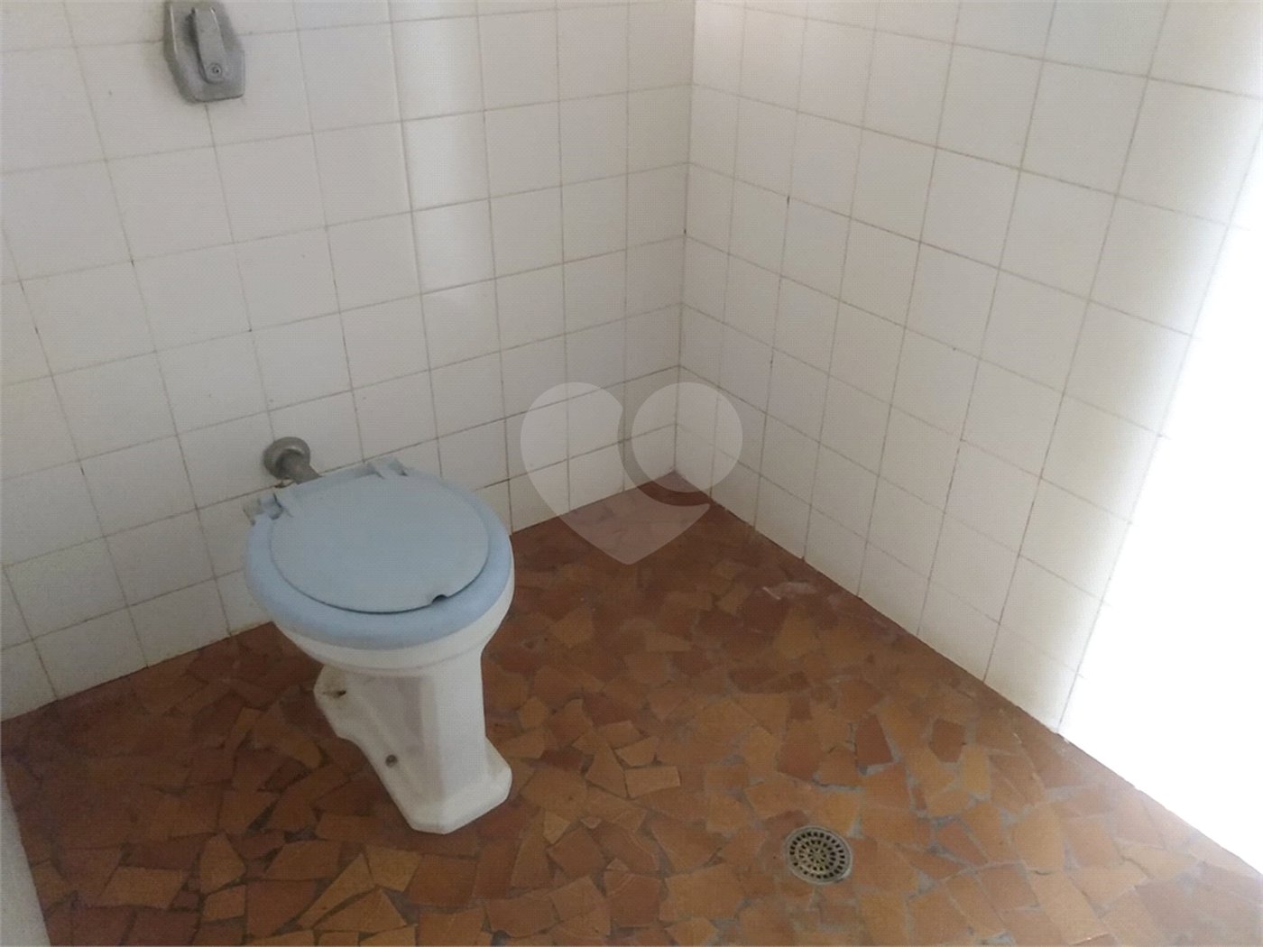 Casa à venda com 6 quartos, sendo 1 suíte, no Centro, Itapetininga, SP