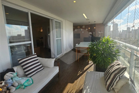 Apartamento à venda com 3 suítes em Santa Teresinha, São Paulo, SP