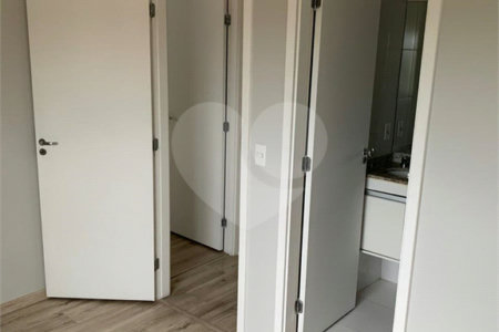Apartamento à venda com 2 quartos, sendo 1 suíte, em Ferreira, São Paulo, SP