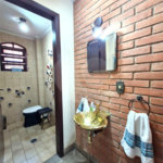 Casa à venda com 4 quartos, sendo 1 suíte, em Alto da Boa Vista, São Paulo, SP