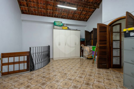 Sobrado à venda com 3 suítes em Jardim Prudência, São Paulo, SP