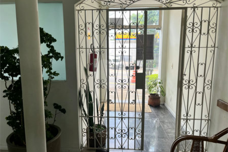 Casa à venda com 4 quartos em Jardim Oriental, São Paulo, SP