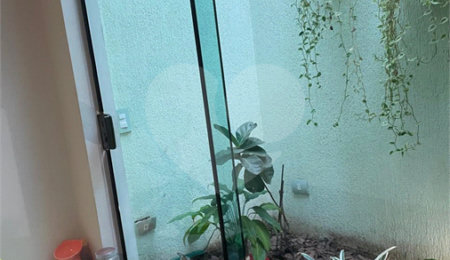 Casa Térrea à venda com 3 quartos, sendo 1 suíte,  em Vila Zelina, São Paulo, SP