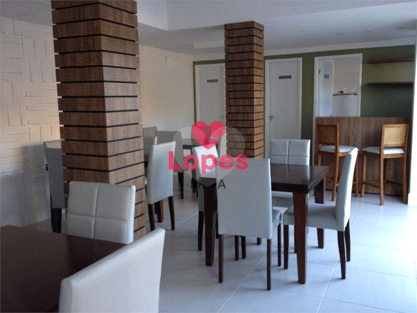 Apartamento à venda com 2 quartos, sendo 1 suíte, em Urbanova, São José dos Campos, SP