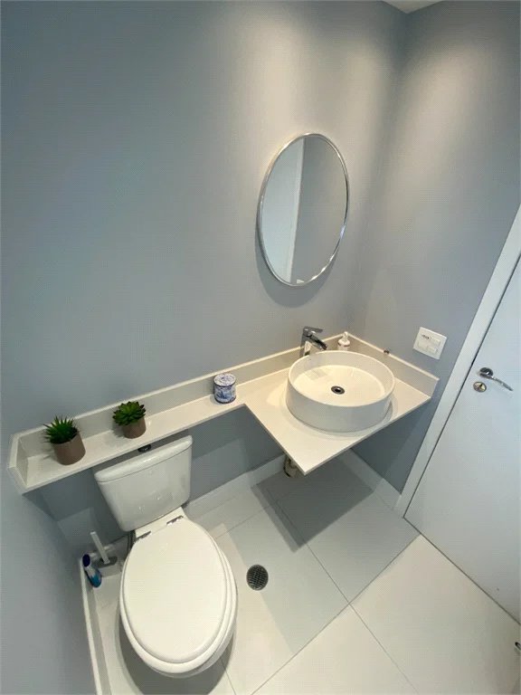 Apartamento à venda com 4 quartos, sendo 2 suítes,  em Jardim Caboré, São Paulo, SP