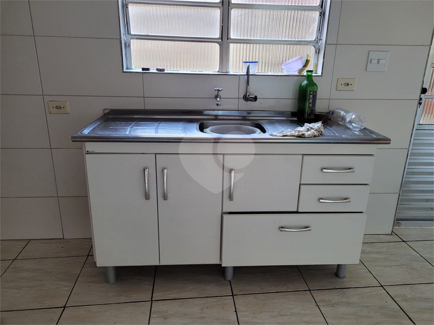 Casa à venda com 4 quartos, sendo 1 suíte, em Tremembé, São Paulo, SP