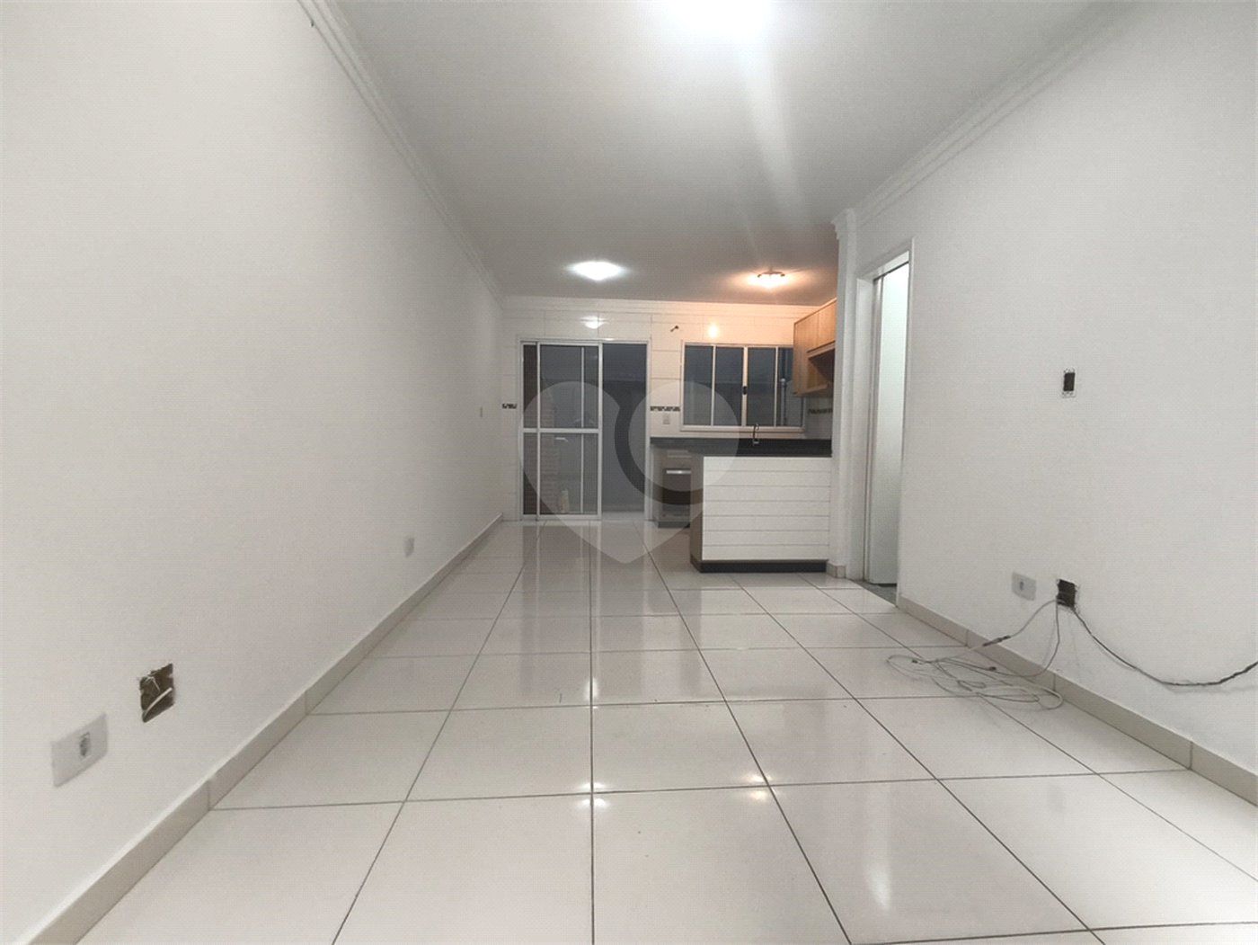 Casa à venda com 2 suítes no condomínio Murilo, São Paulo - SP
