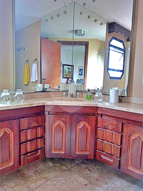 Apartamento à venda com 4 quartos, sendo 3 suítes, em Indianópolis, São Paulo, SP