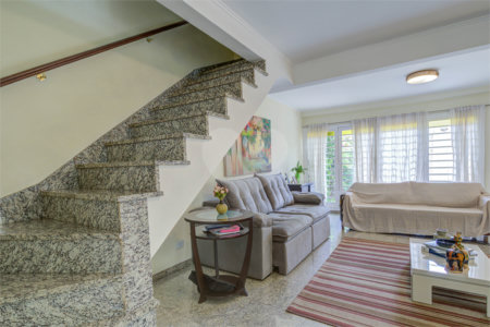 Casa de Vila à venda com 3 quartos, sendo 1 suíte, em Brooklin, São Paulo, SP