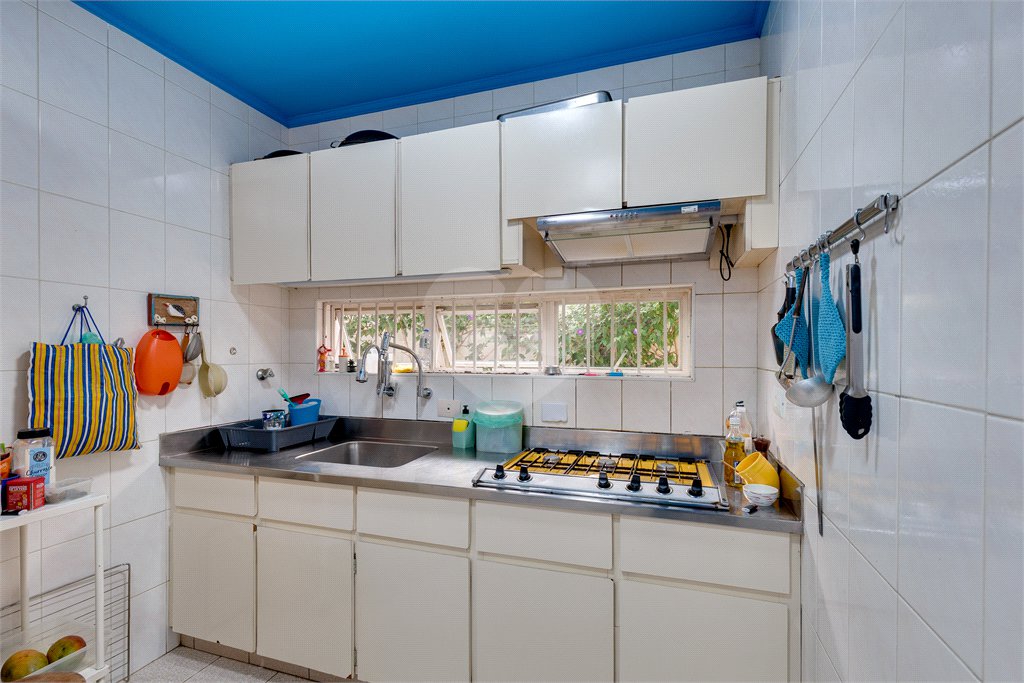 Casa de Vila à venda com 3 quartos, sendo 1 suíte, em Alto da Boa Vista, São Paulo, SP