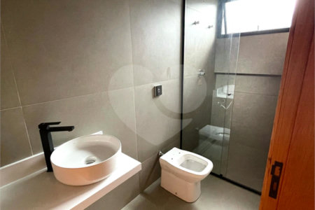 Casa à venda com 3 quartos, sendo 1 suíte, no condomínio Residencial Villa do Bosque, Sorocaba - SP