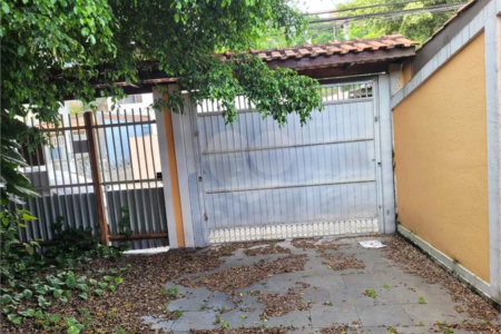 Casa à venda com 3 quartos, sendo 1 suíte, em Vila Vitório Mazzei, São Paulo, SP