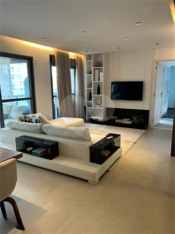 Apartamento à venda com 3 suítes em Perdizes, São Paulo, SP