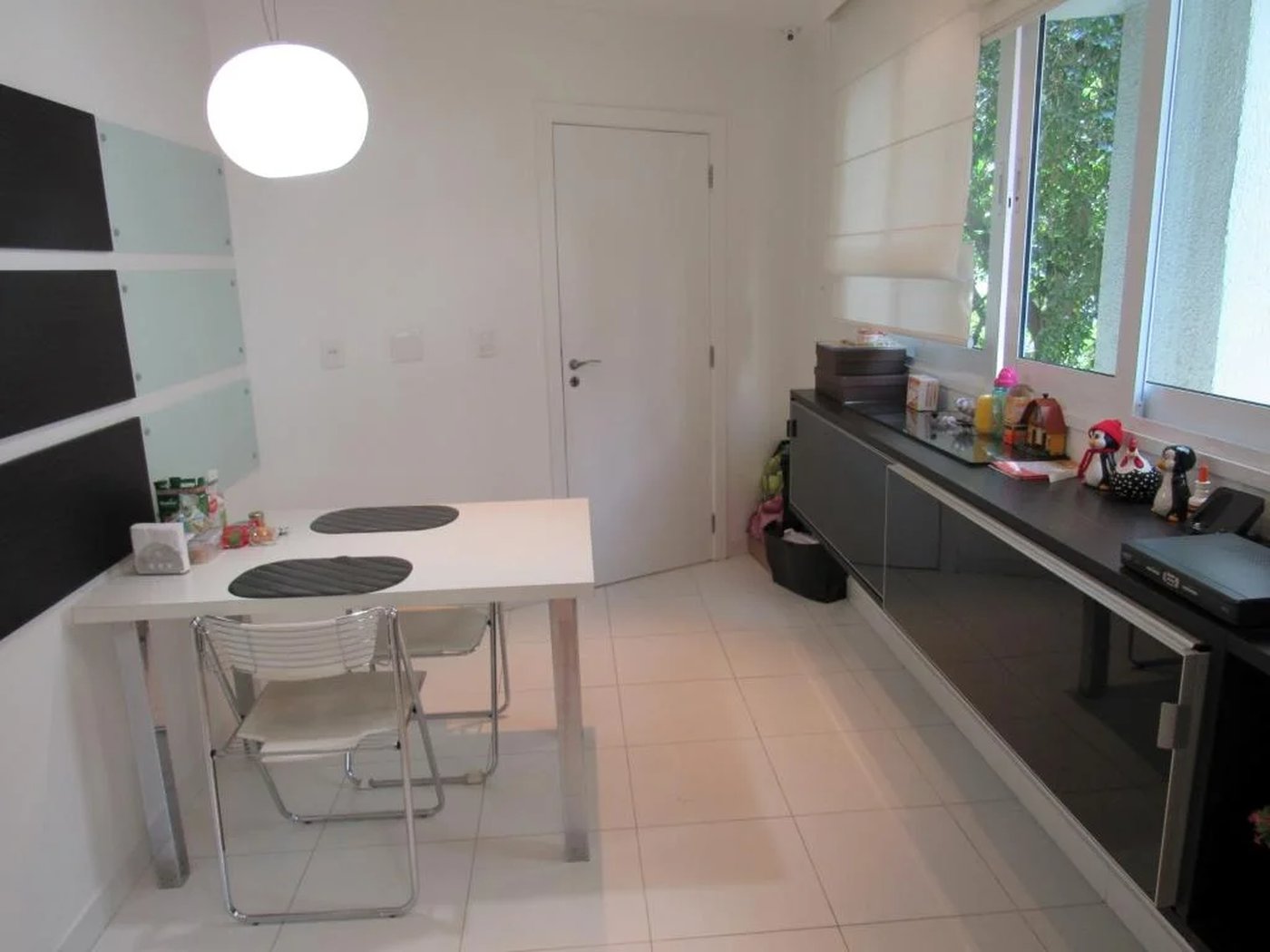 Apartamento à venda com 3 suítes em Real Parque, São Paulo, SP