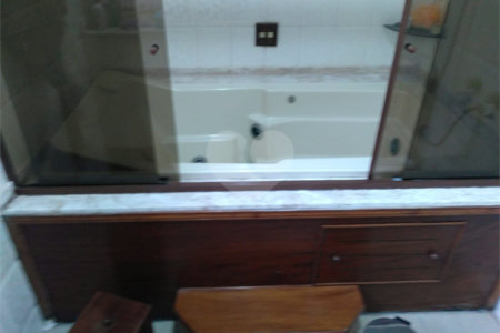 Casa à venda com 3 quartos, sendo 2 suítes,  em Vila Suissa, Mogi das Cruzes, SP