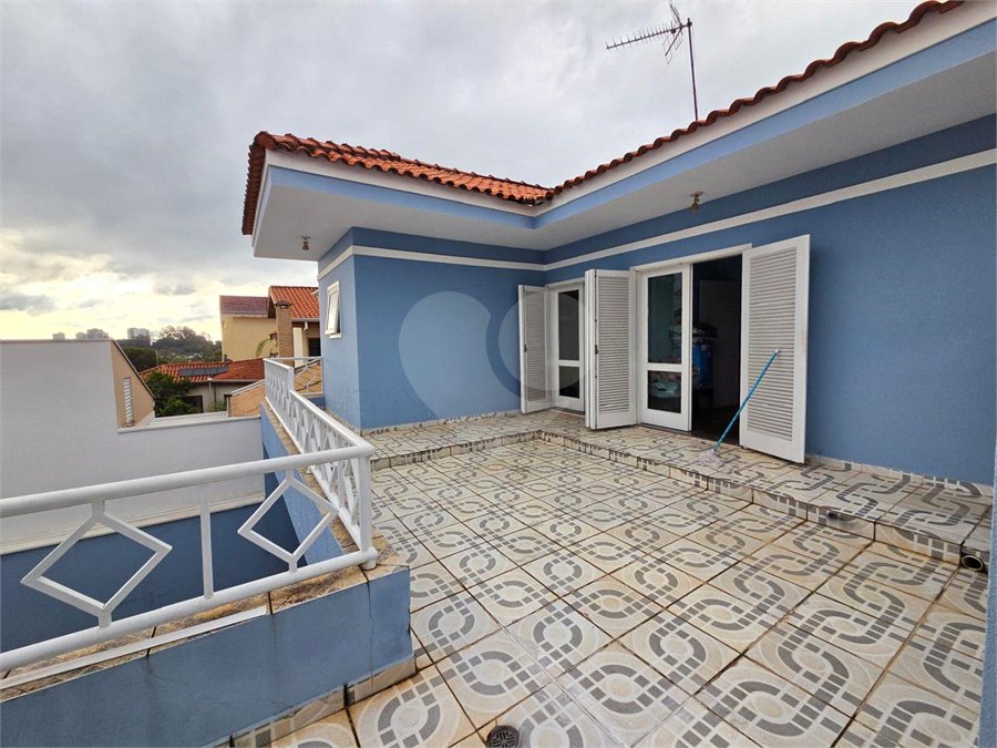 Casa à venda com 3 suítes no condomínio Granja Olga II, Sorocaba - SP