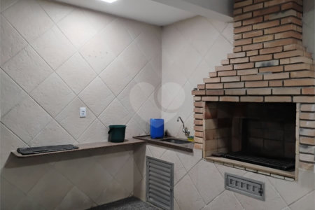Sobrado à venda com 3 quartos, sendo 1 suíte, em Vila Paulista, São Paulo, SP
