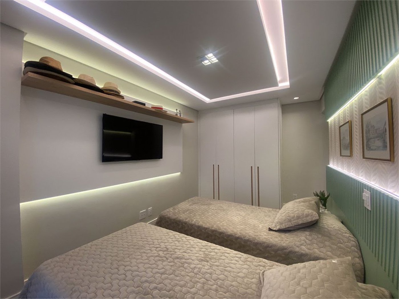 Apartamento Residencial à venda, Embaré, Santos - AP0945.